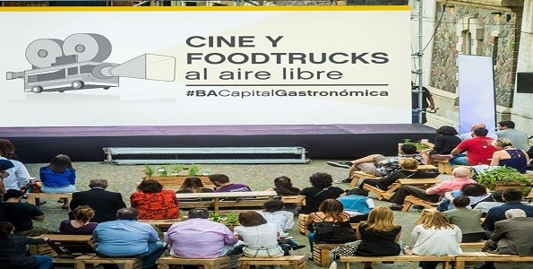 Cine y food trucks en Buenos Aires
